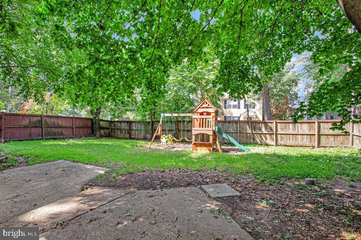802 207th St Property Photo 32