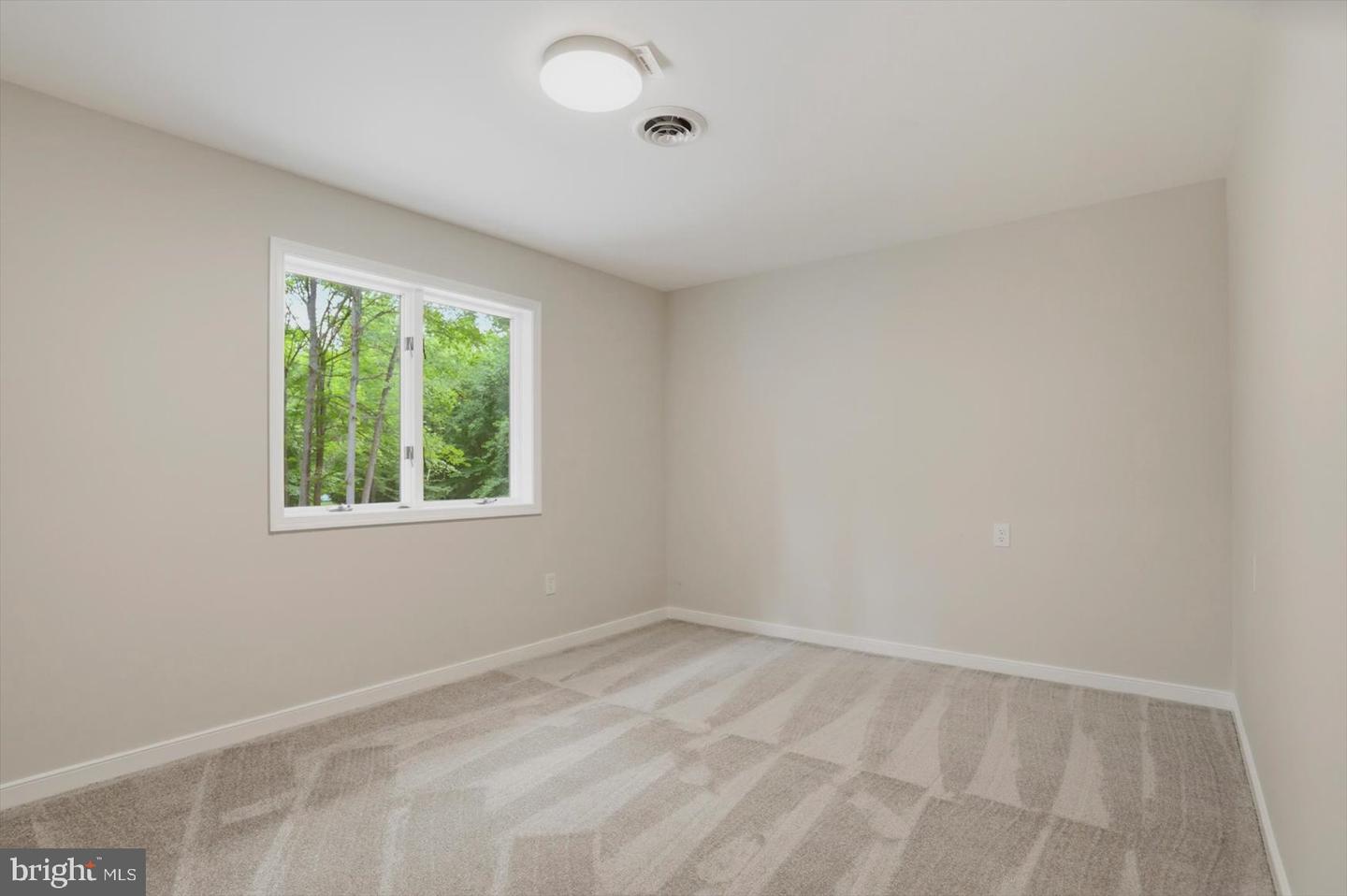 979 Bramleigh Ln Property Photo 39
