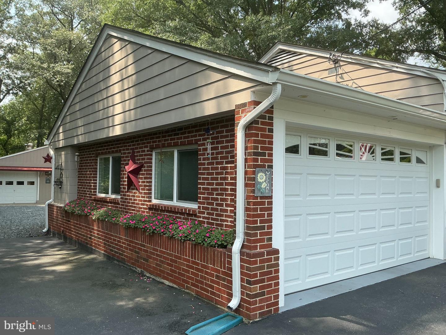 1449 Watts Ave Property Photo 2