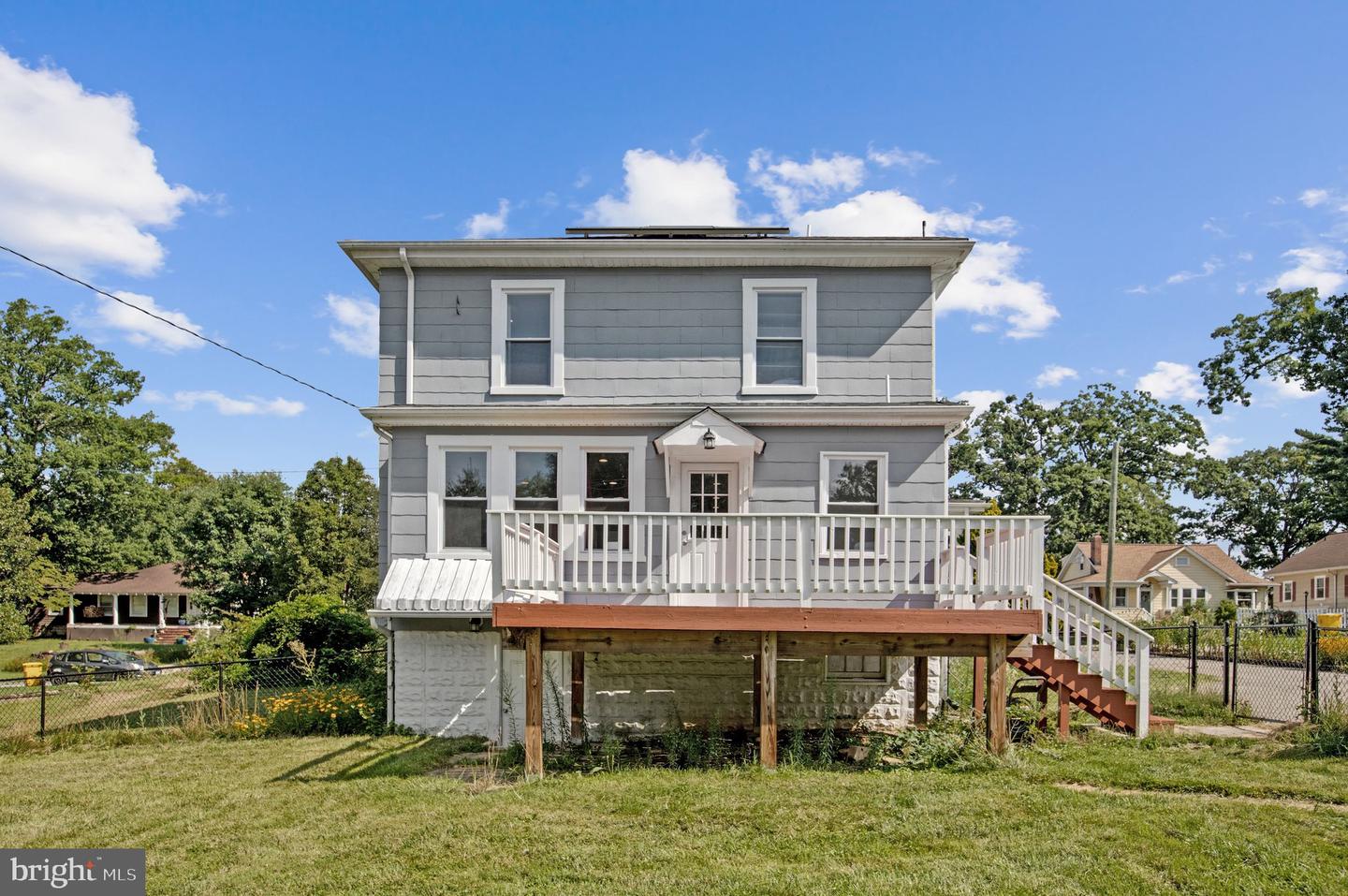 431 Greenwood Rd Property Photo 15