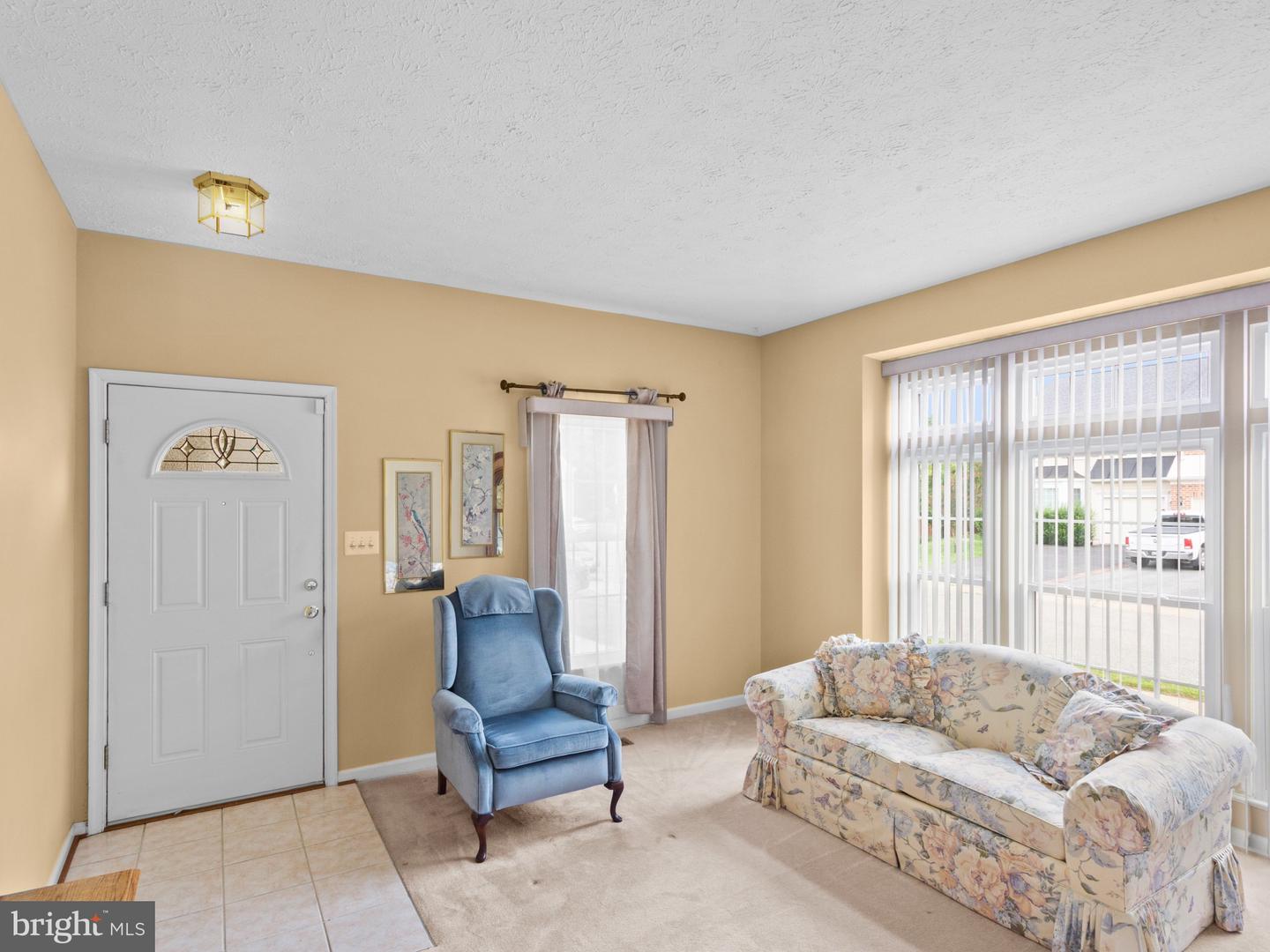 315 Regiment Ct Property Photo 4