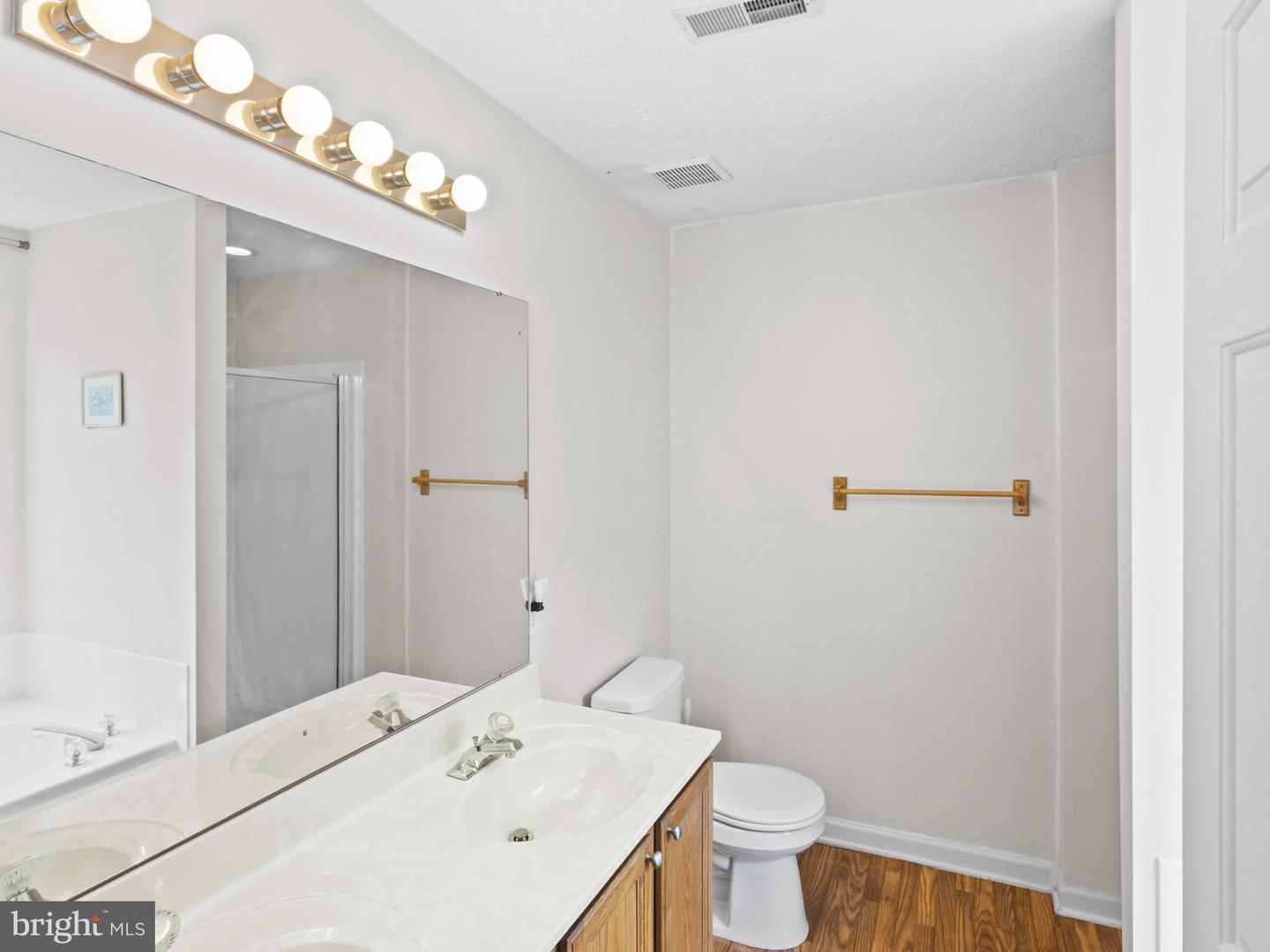 315 Regiment Ct Property Photo 21