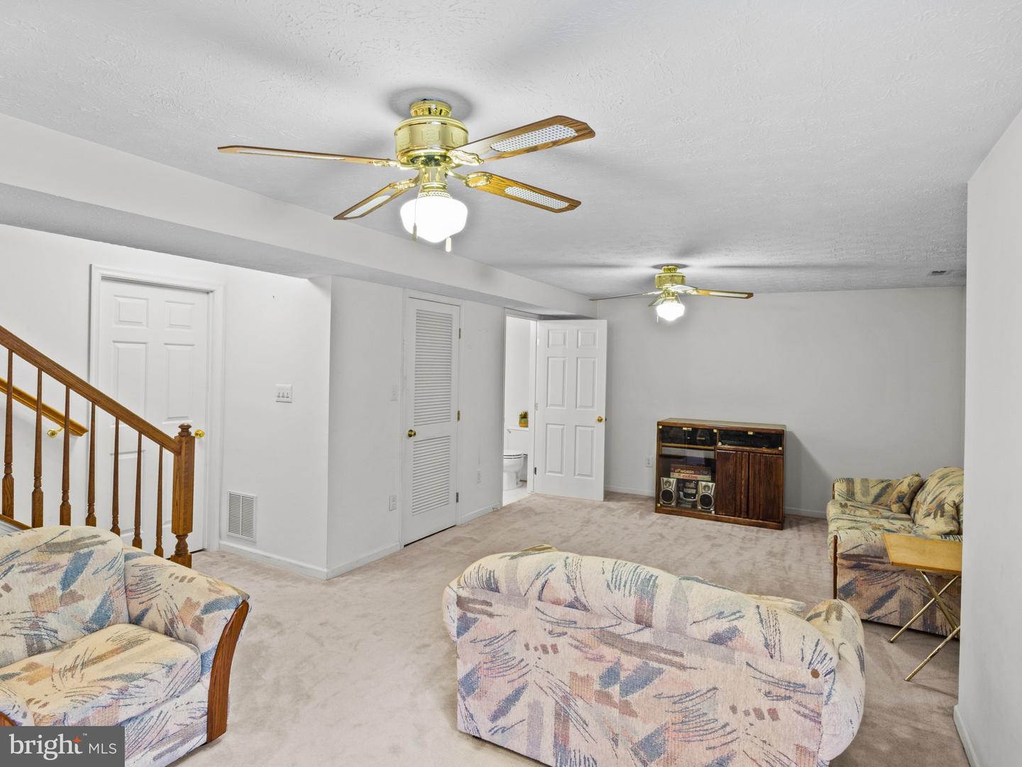 315 Regiment Ct Property Photo 31