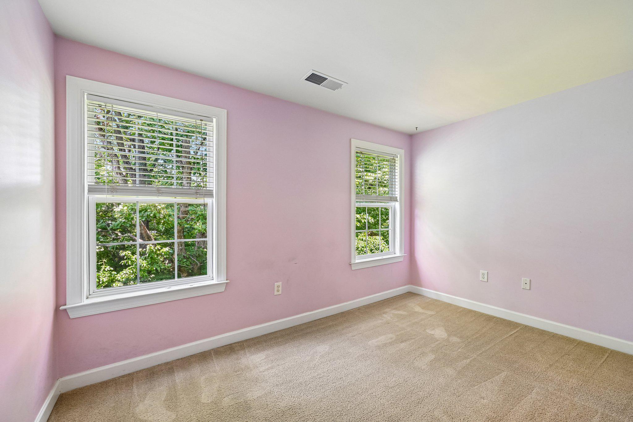 3557 Carriage Walk Ln #77h Property Photo 24