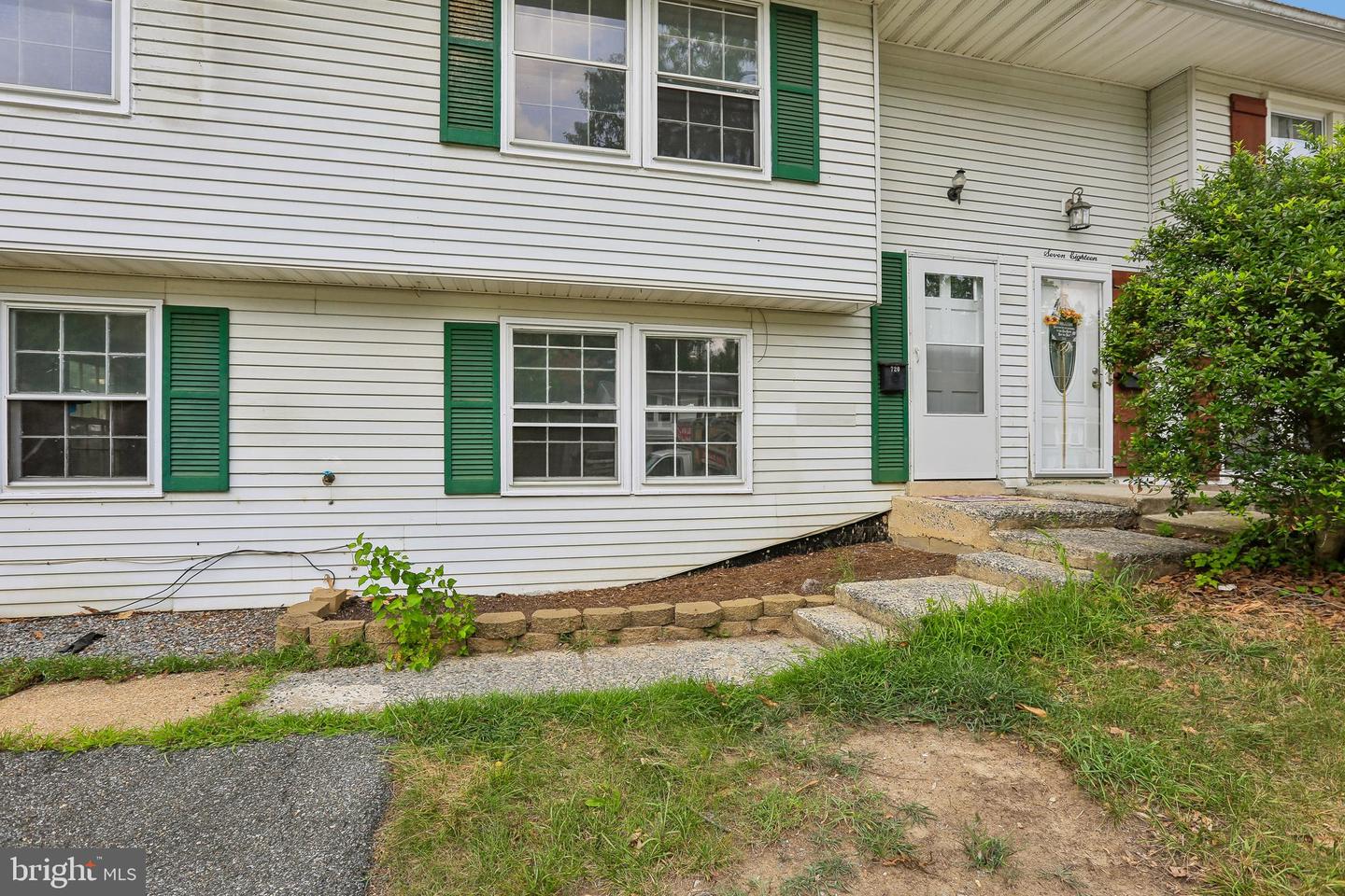 720 Chapelgate Dr Property Photo 35