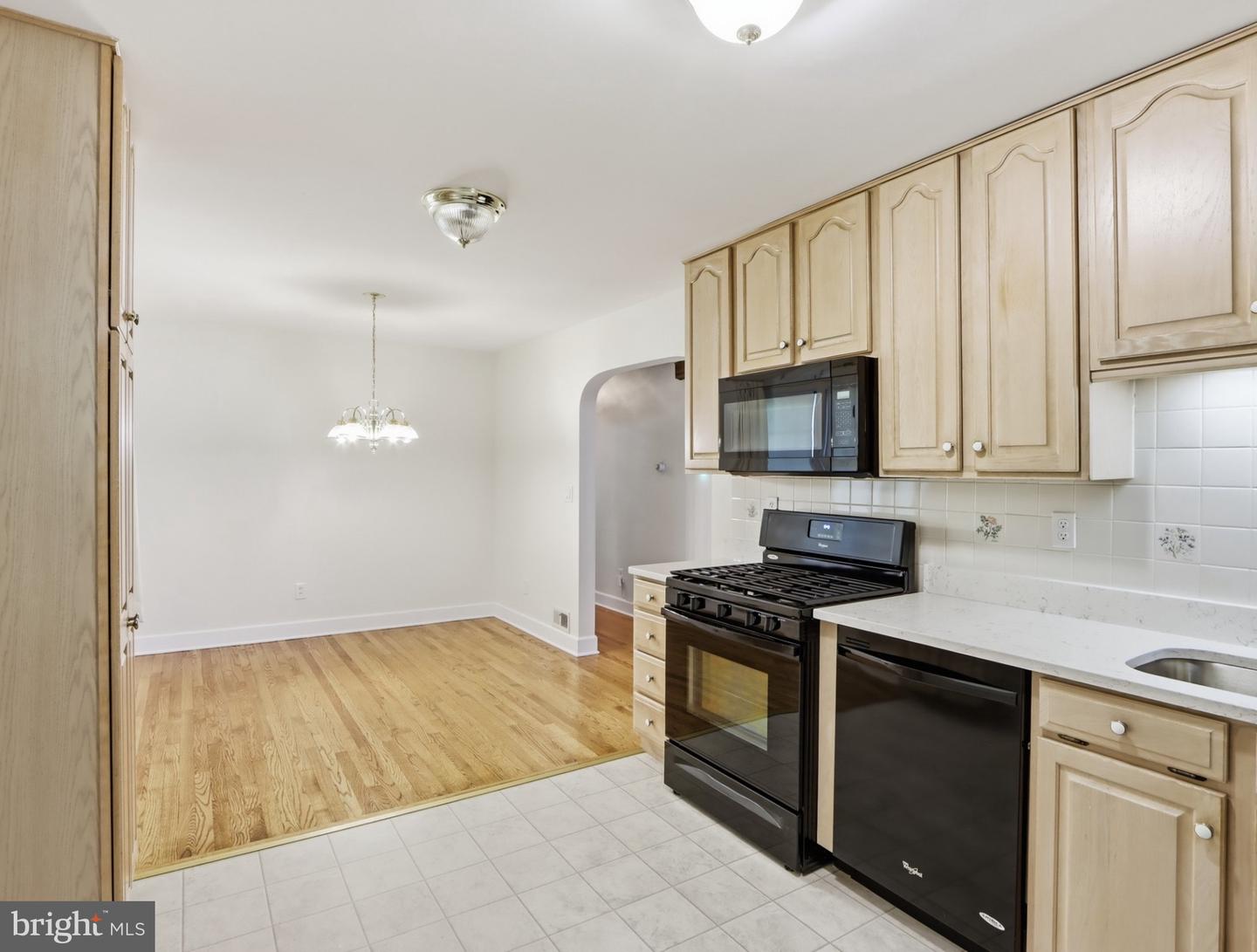 105 Juniper Cir Property Photo 8