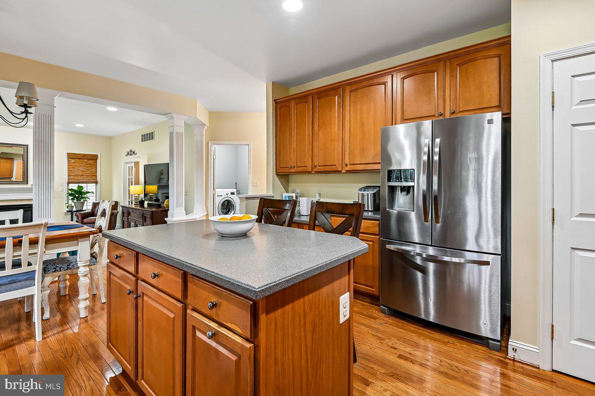 913 Enfield Way Property Photo 12
