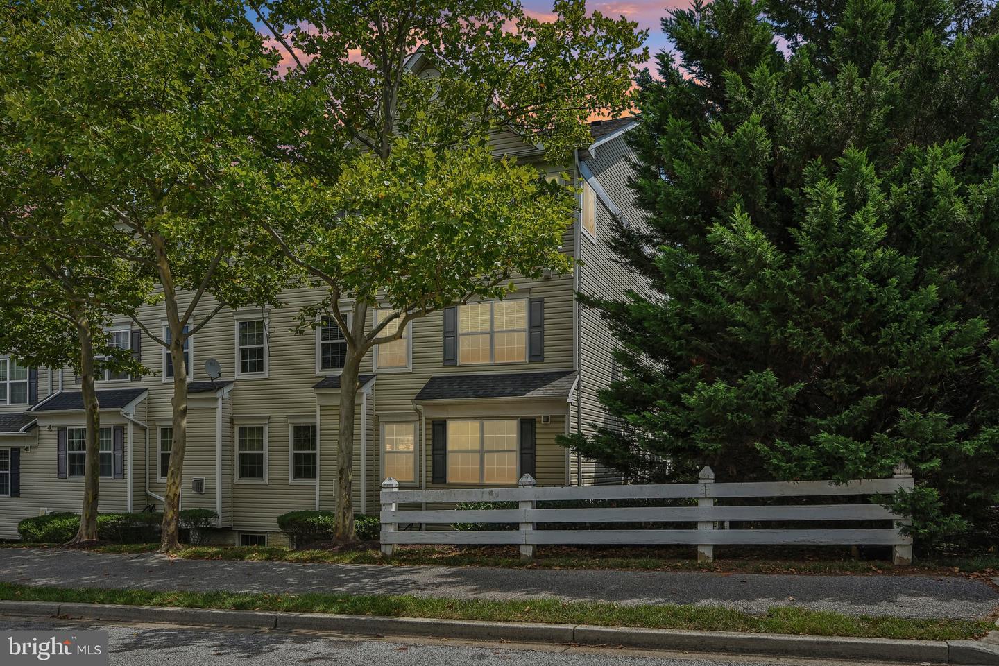 3448 Carriage Walk Ct #24-b Property Photo 39