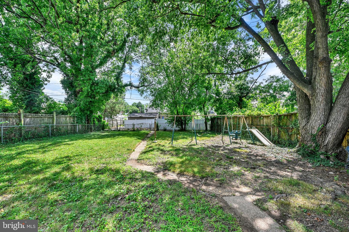 109 W Hilltop Rd Property Photo 26