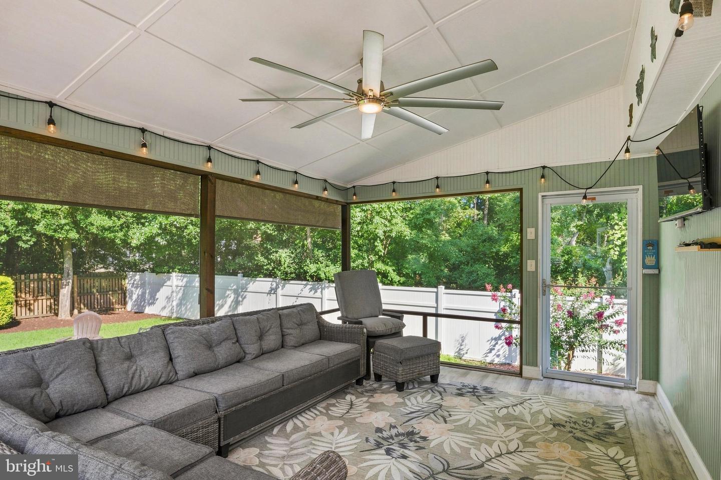 1007 Harbor Dr Property Photo 59