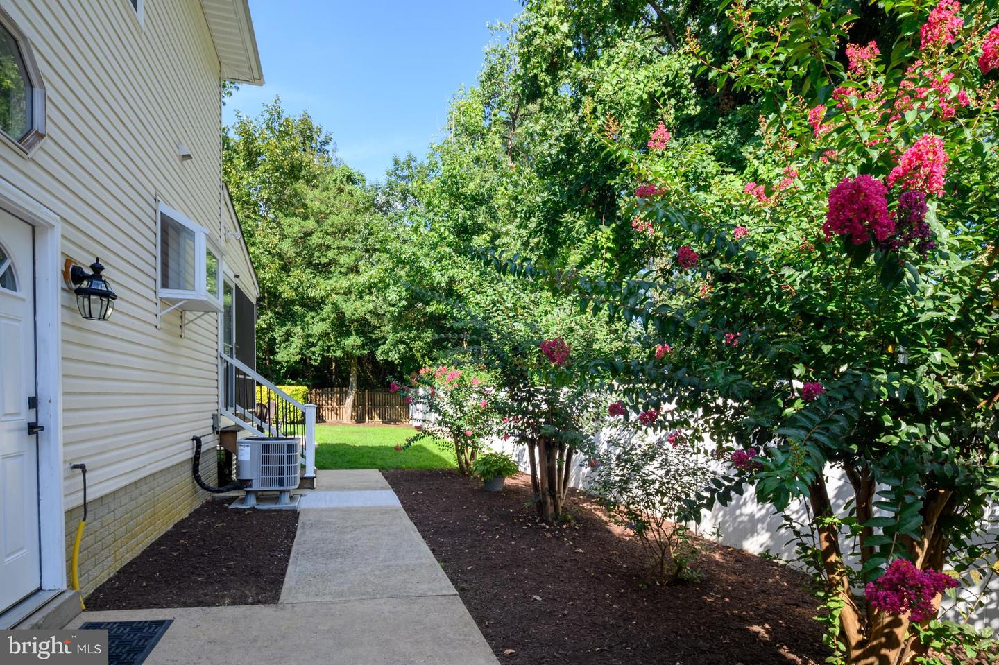 1007 Harbor Dr Property Photo 66