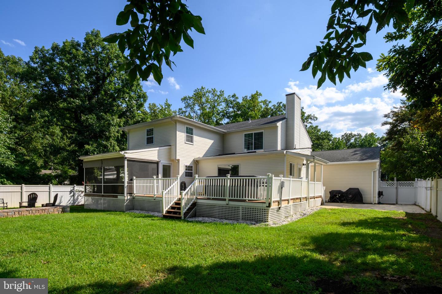 1007 Harbor Dr Property Photo 69