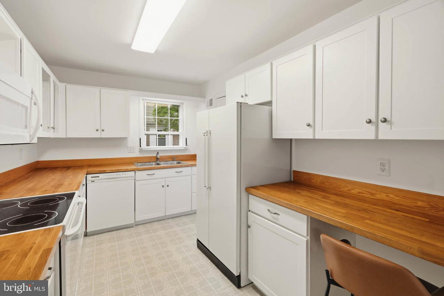 1717 Dana St Property Photo 8