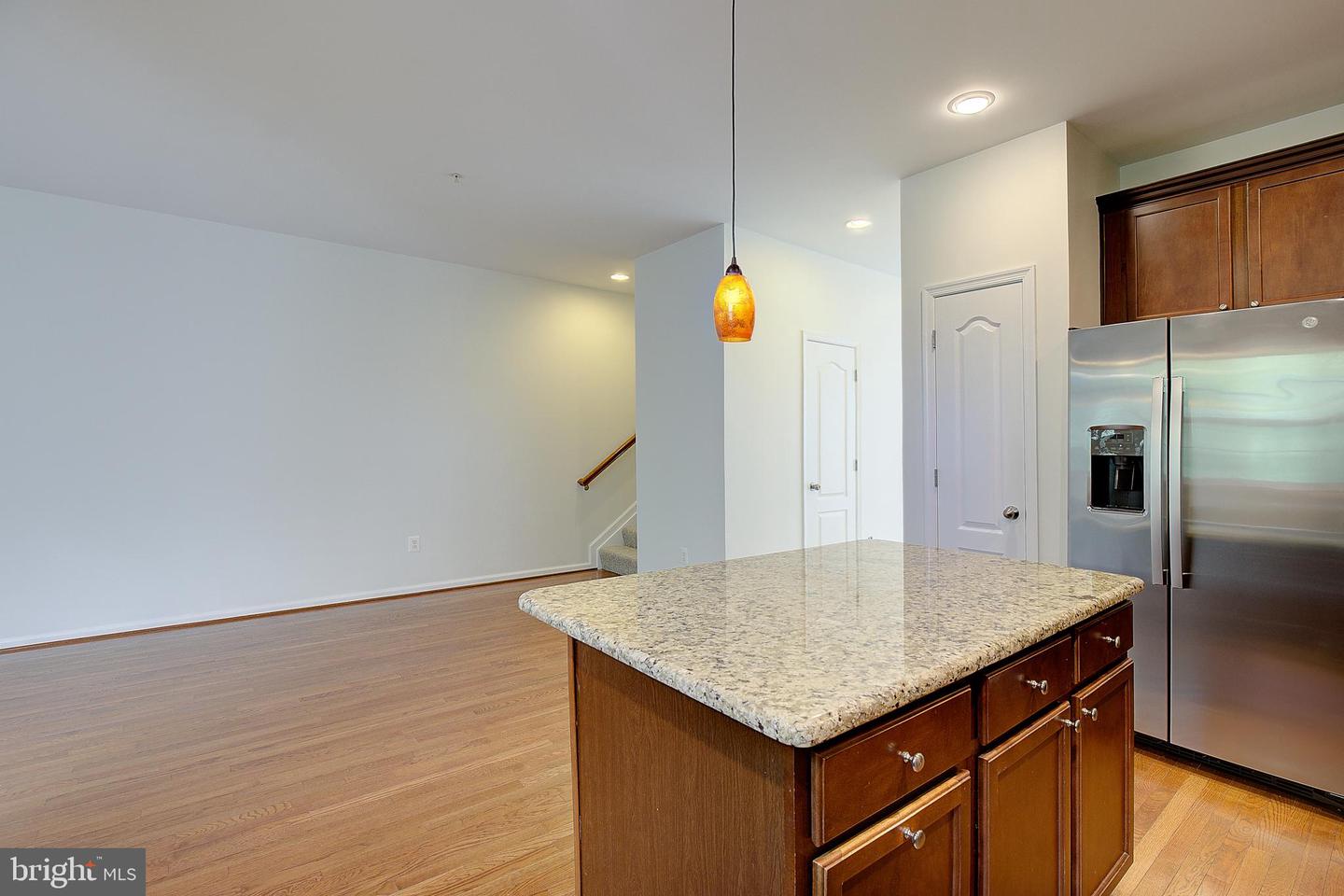 7425 Macon Dr Property Photo 12