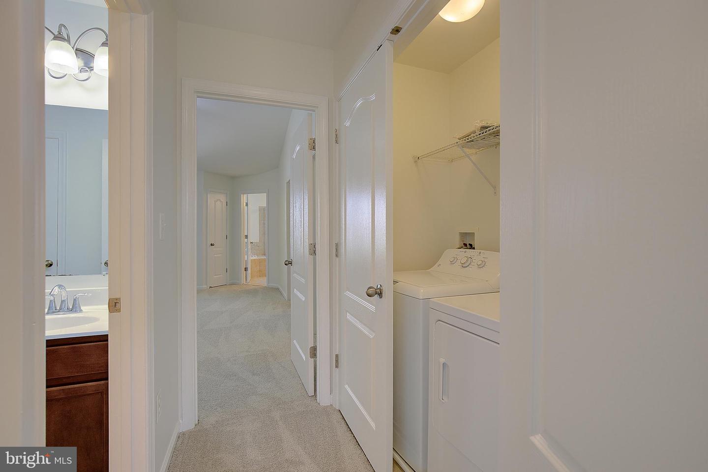 7425 Macon Dr Property Photo 23