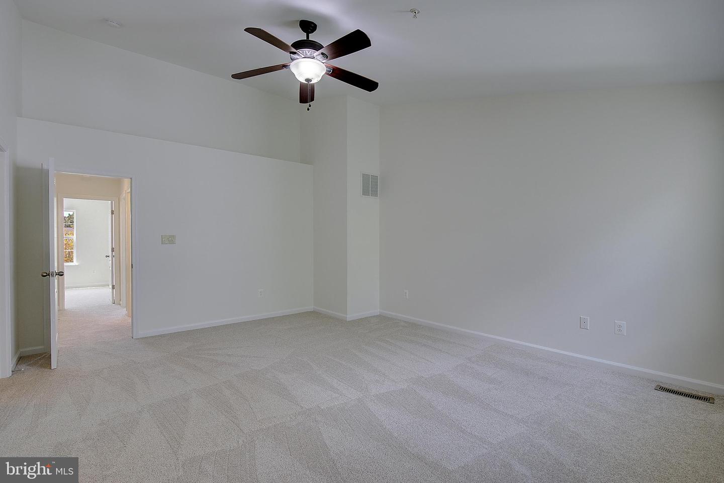 7425 Macon Dr Property Photo 29