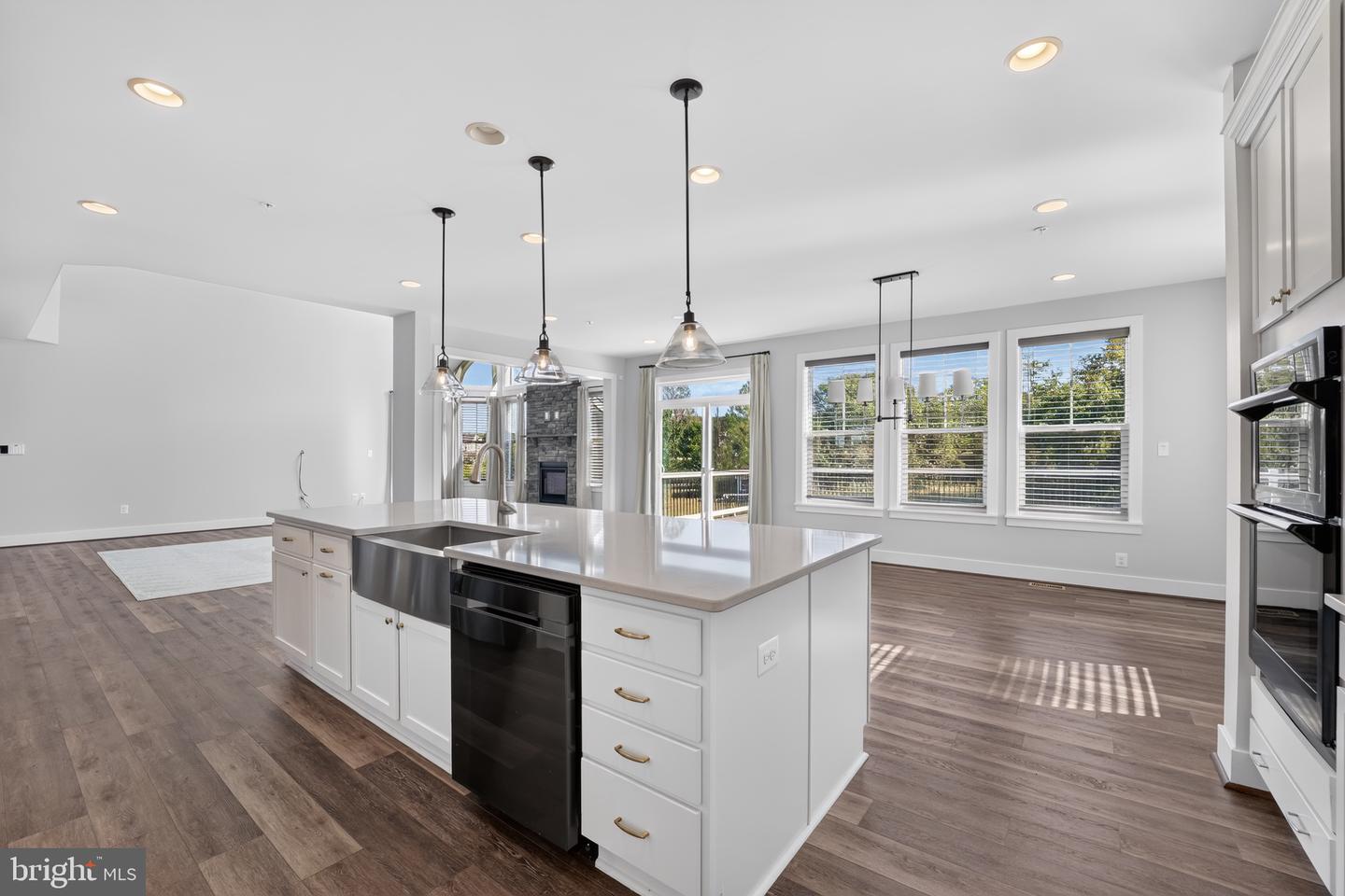 3707 Birkdale Ct Property Photo 12