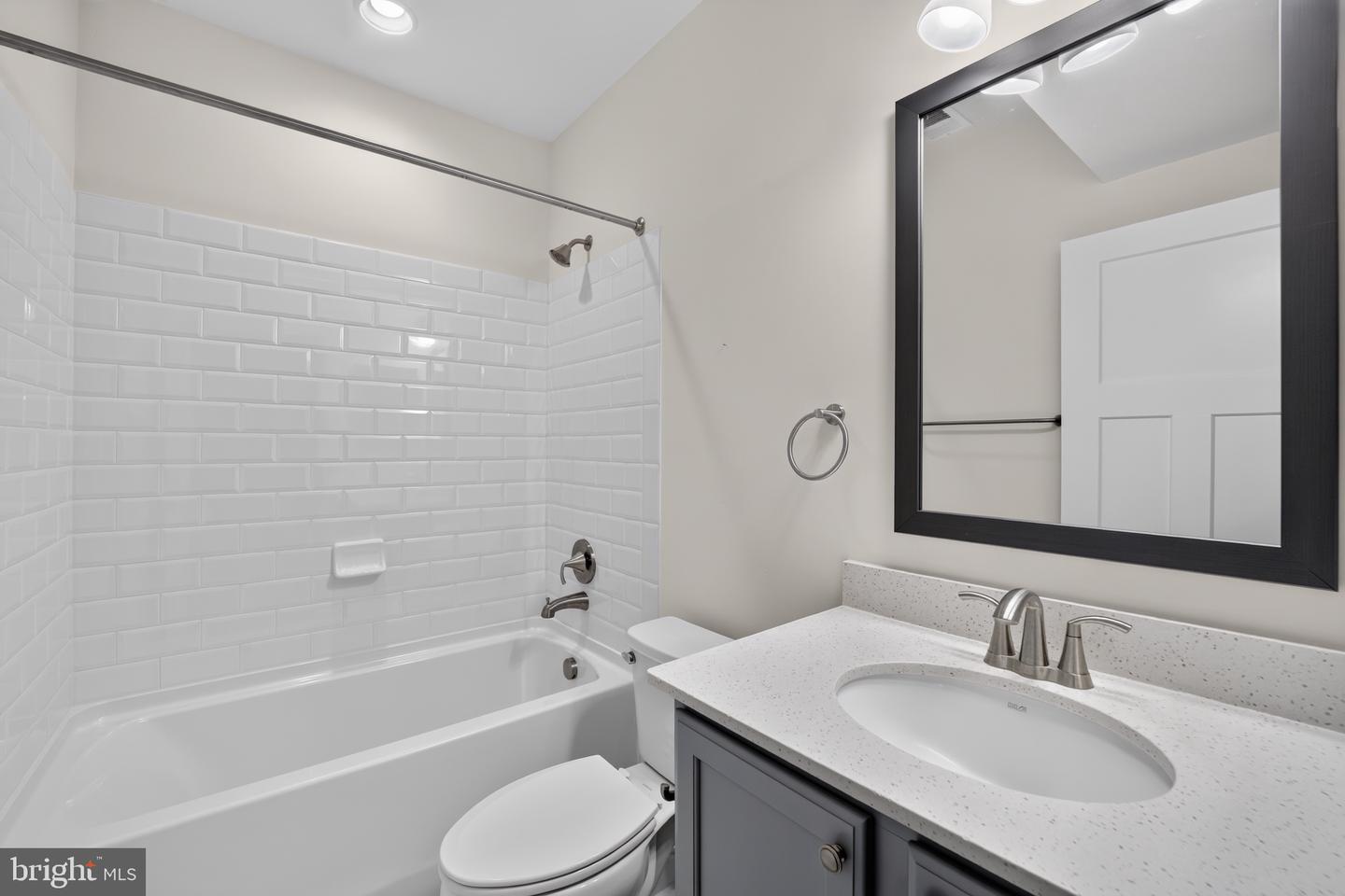 3707 Birkdale Ct Property Photo 36