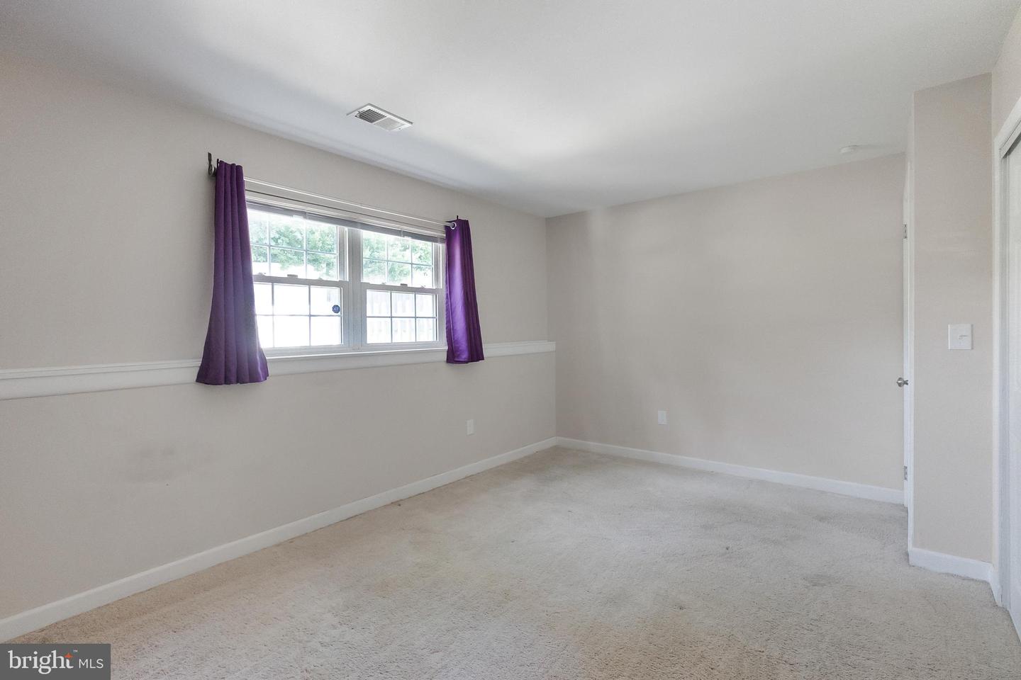 321 Maryland Ave Property Photo 17