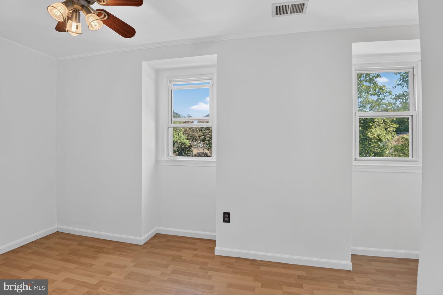 1017 Hyde Park Dr Property Photo 15