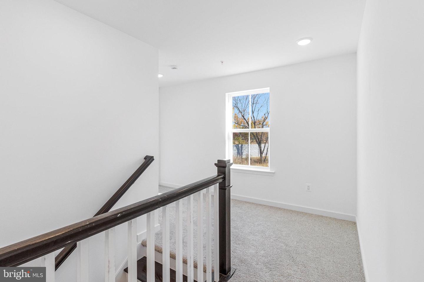 5728 Howard Dr Property Photo 30