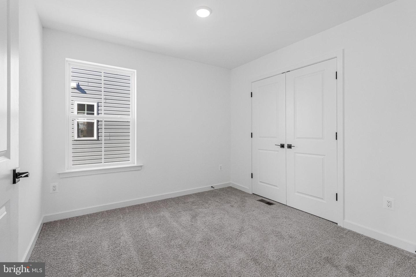 5728 Howard Dr Property Photo 39