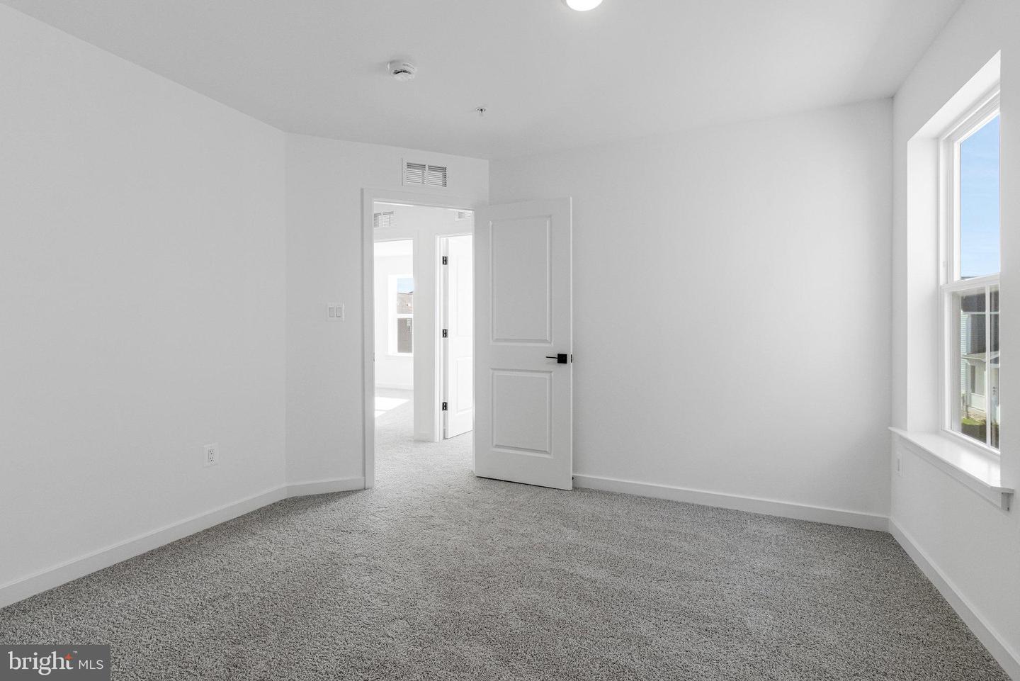 5728 Howard Dr Property Photo 40