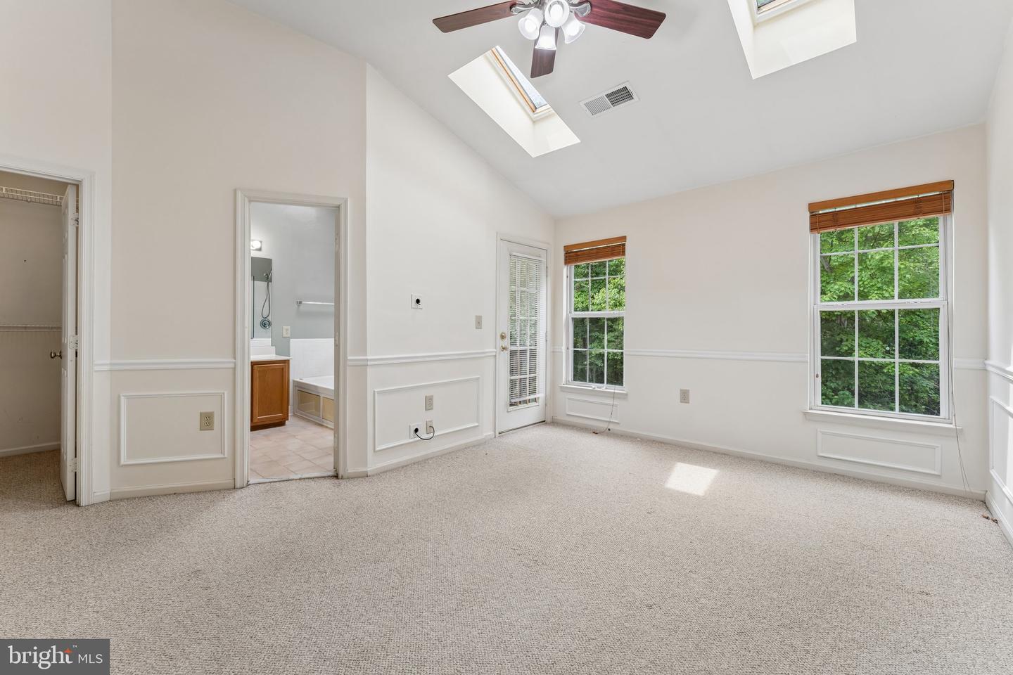 1000 Chilmark Ct Property Photo 14