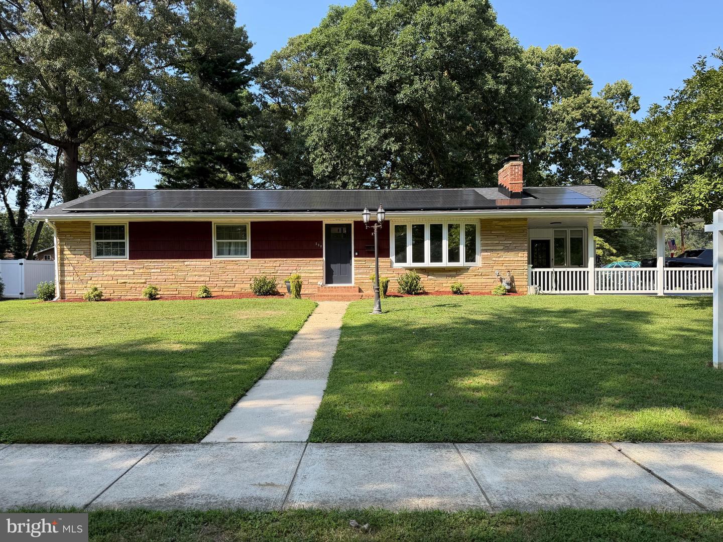 500 Evergreen Rd Property Photo 1