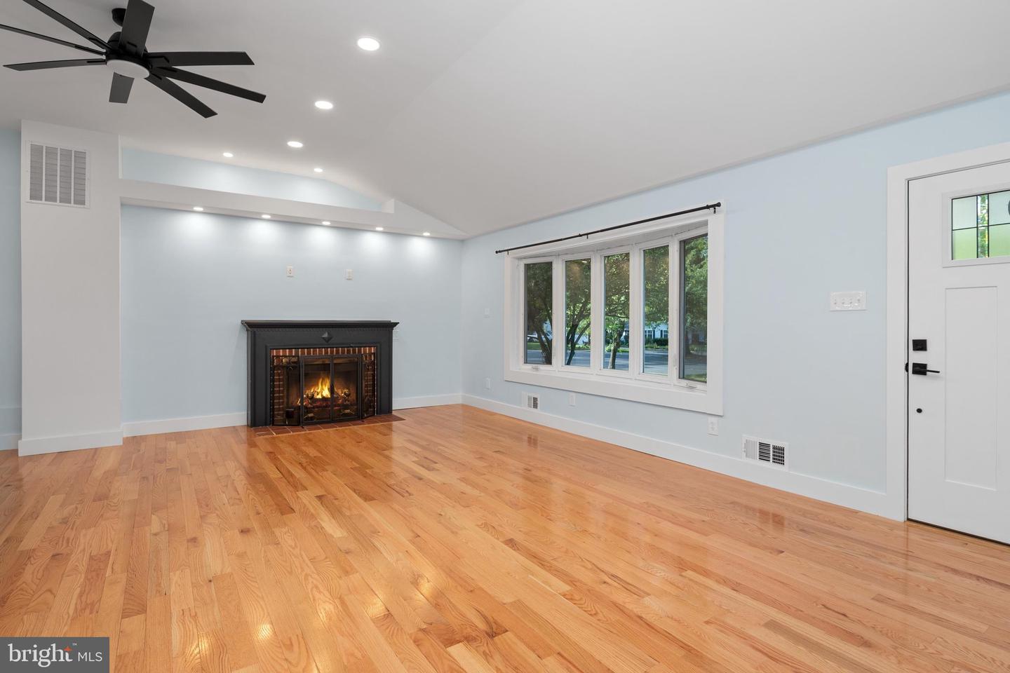 500 Evergreen Rd Property Photo 15