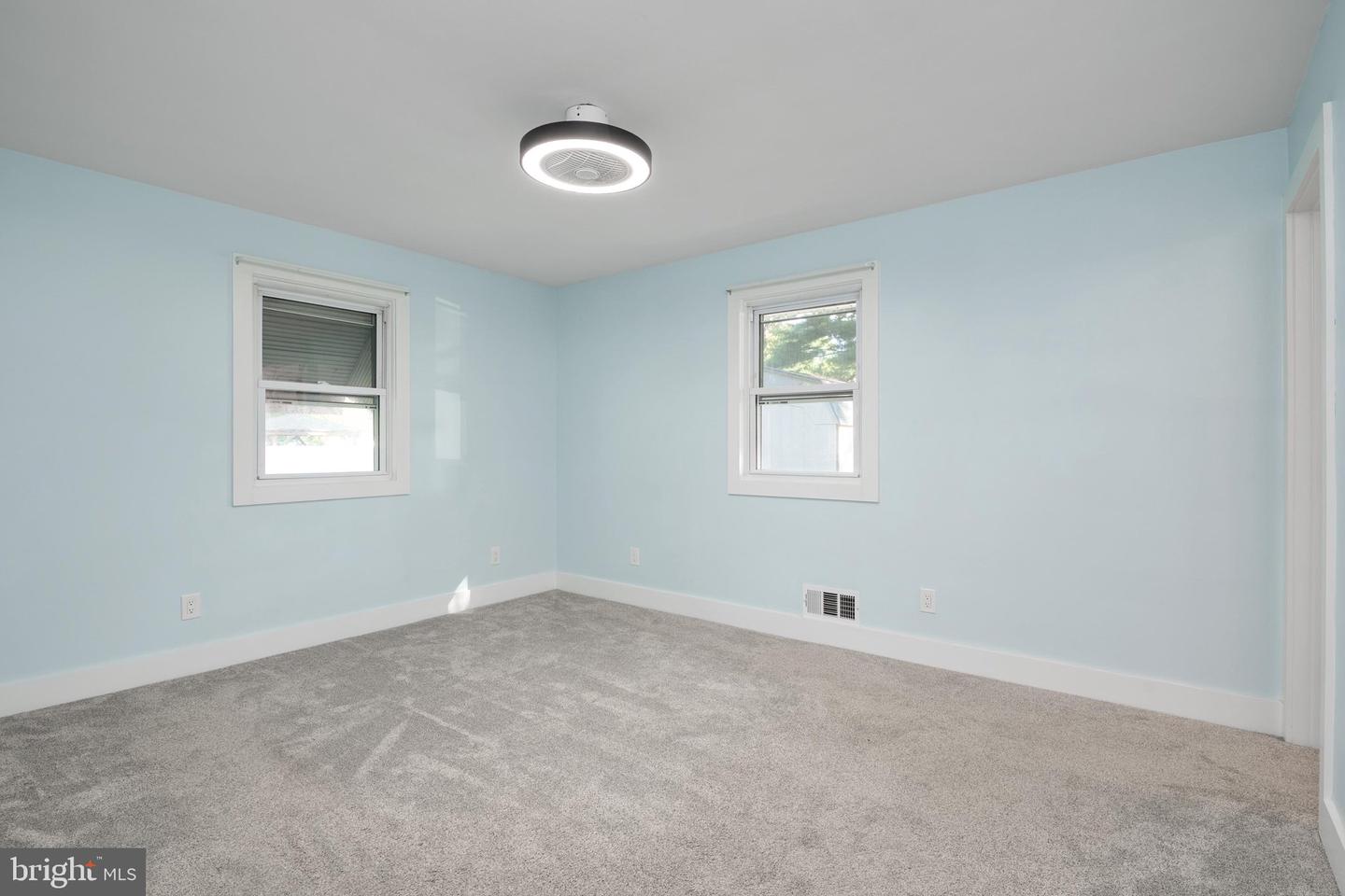 500 Evergreen Rd Property Photo 30