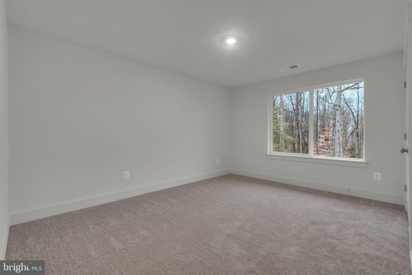 995 Arundel Dr Property Photo 33