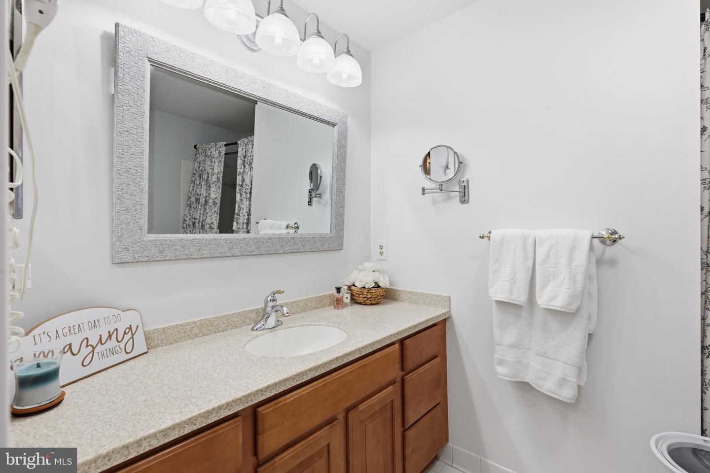 2102 Chesapeake Harbour Dr E #202 Property Photo 19