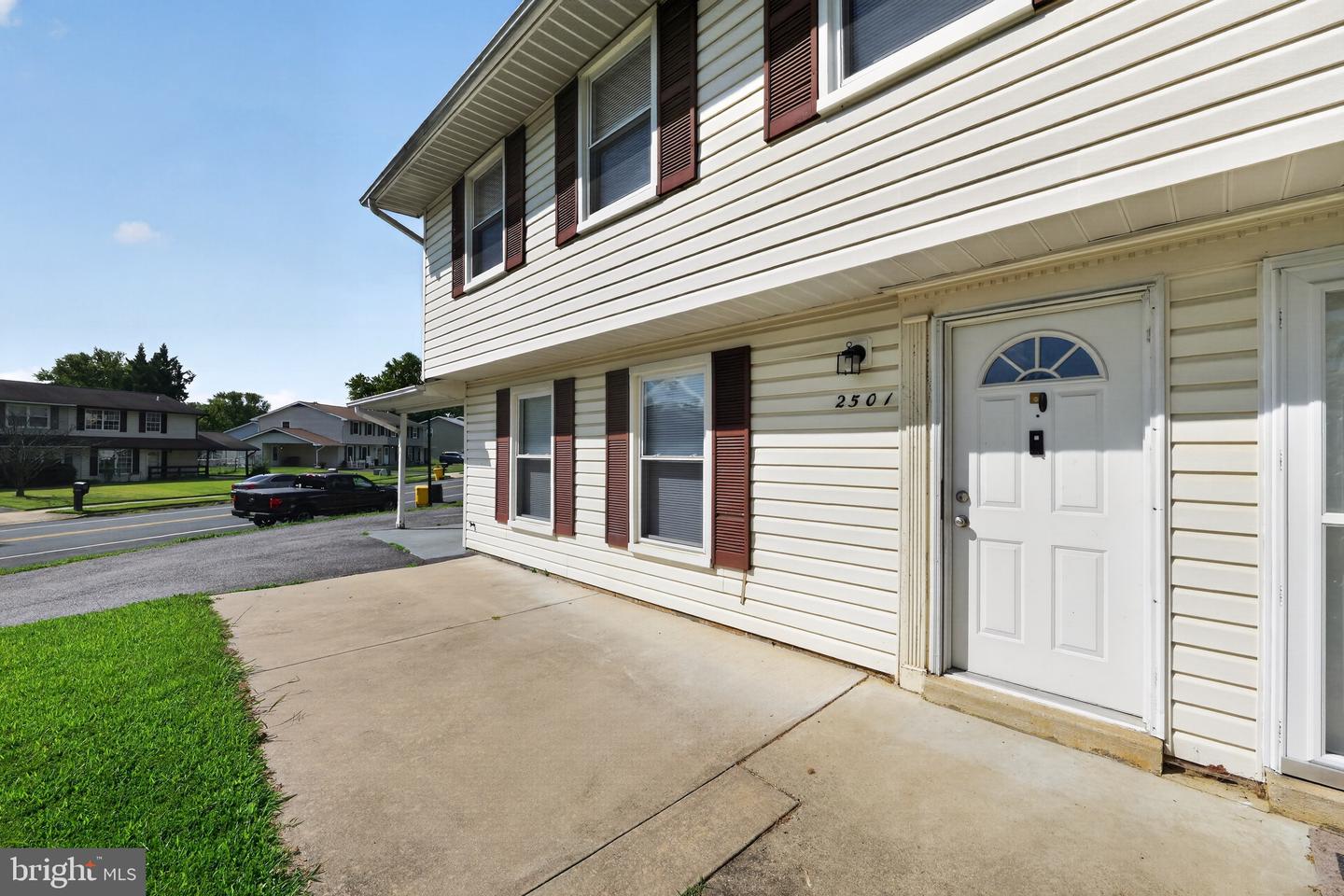 2501 Maytime Dr Property Photo 3