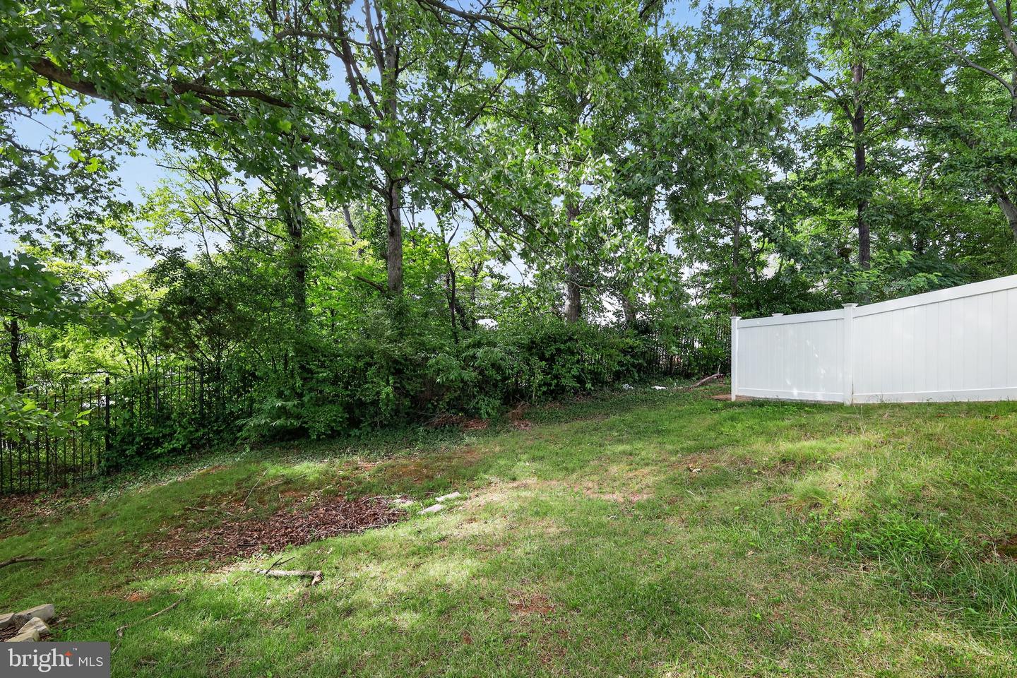 230 Sweet Pine Dr Property Photo 29