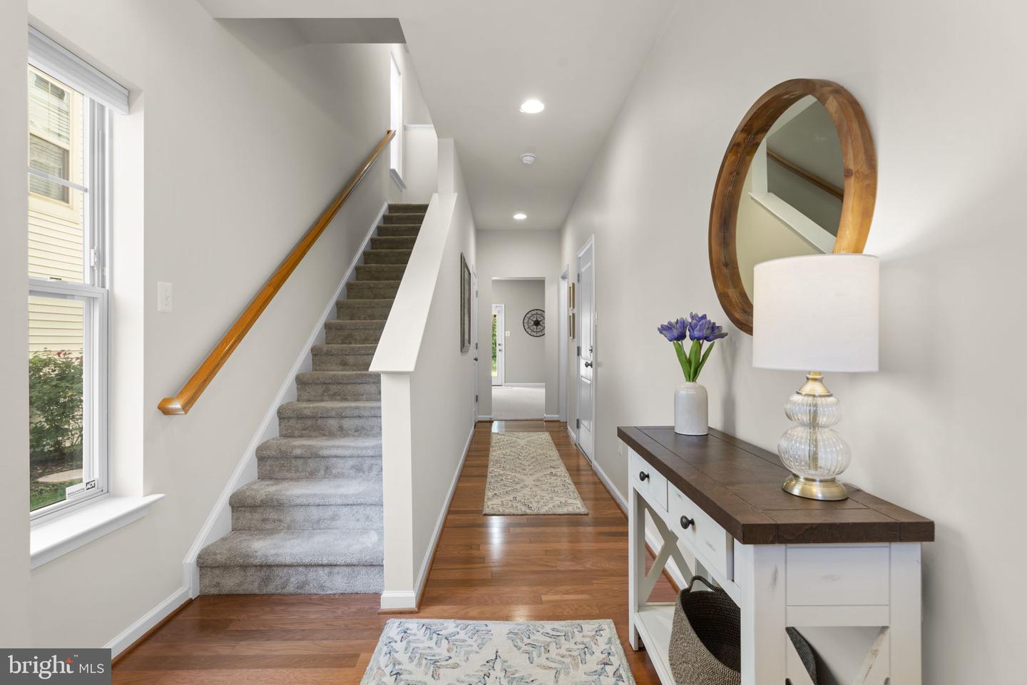 7110 Yamhill Way Property Photo 4