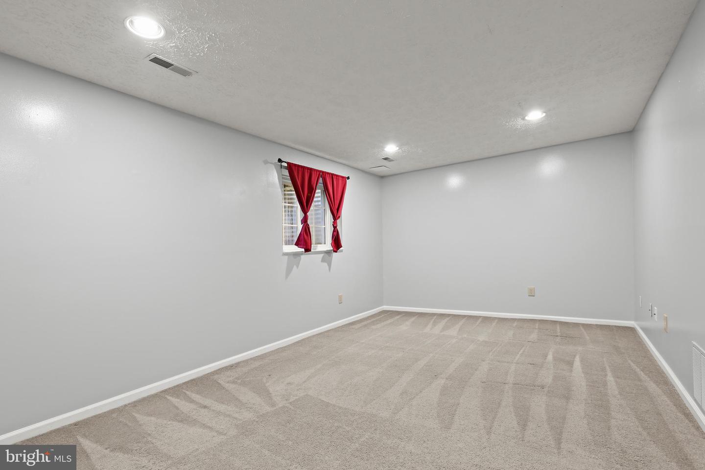 2180 Commissary Cir Property Photo 28