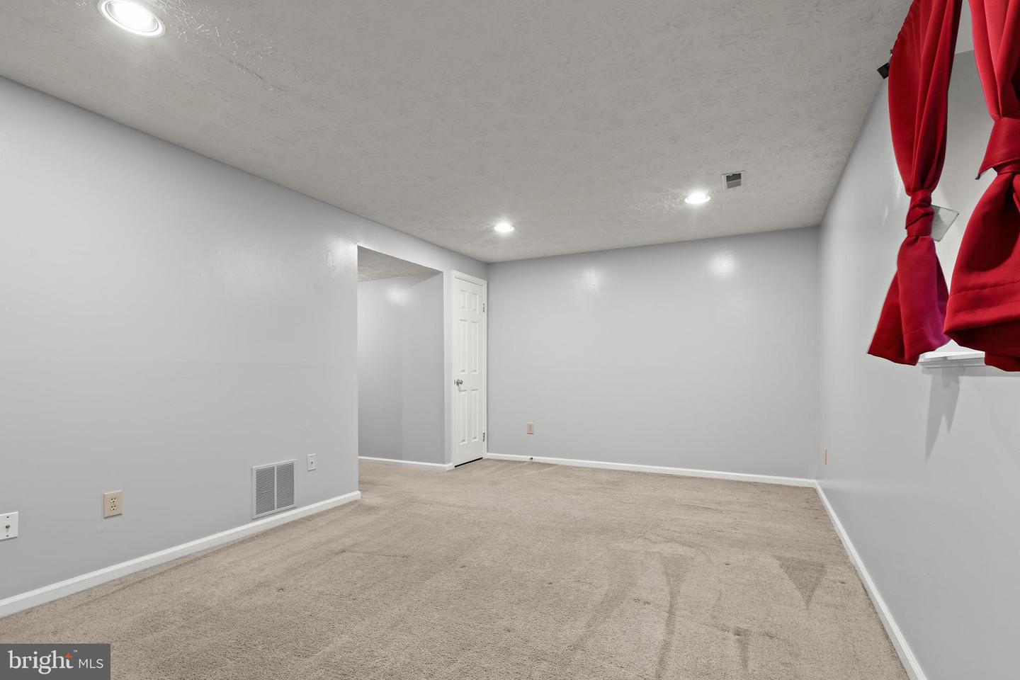 2180 Commissary Cir Property Photo 30