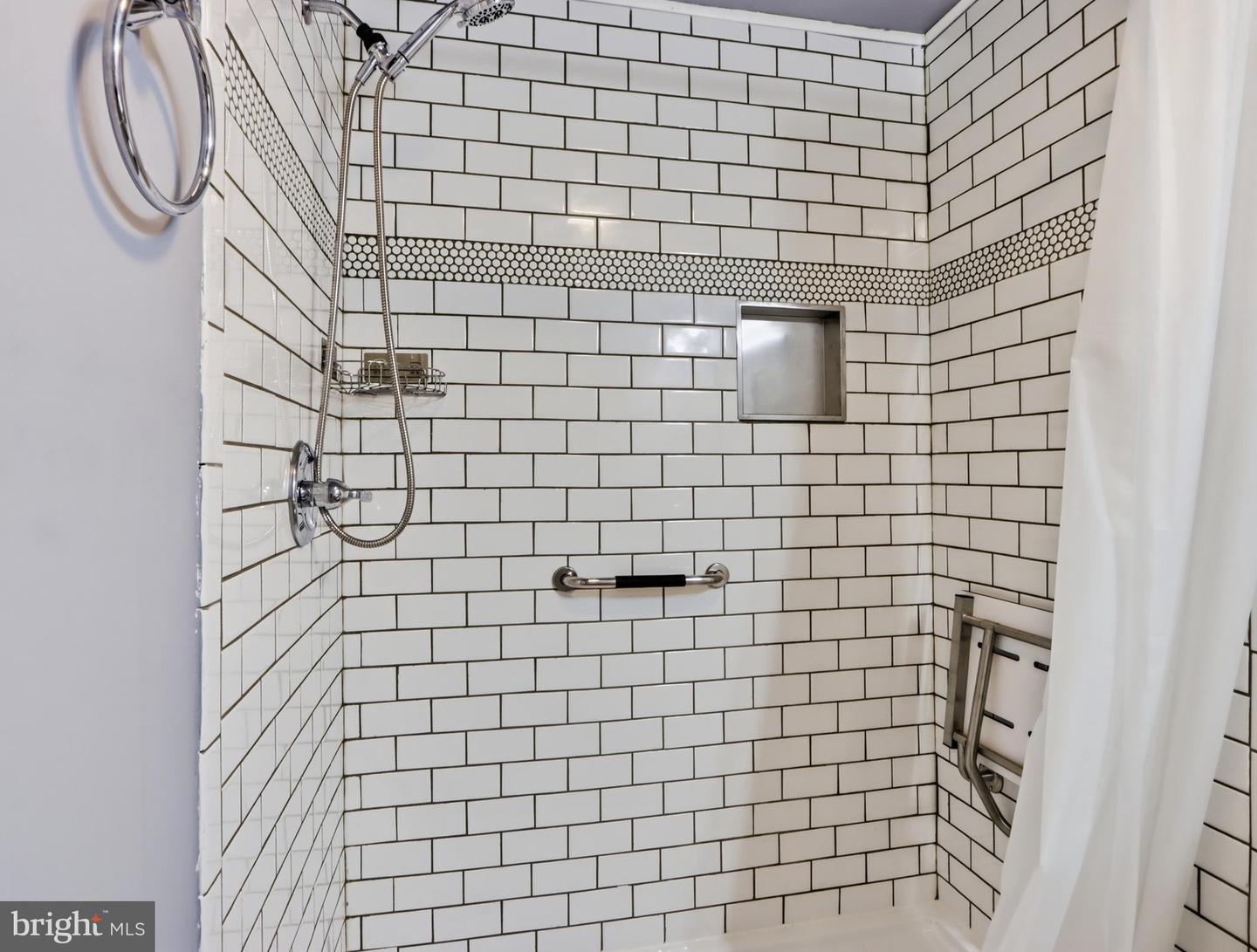 807 Boxwood Dr Property Photo 23