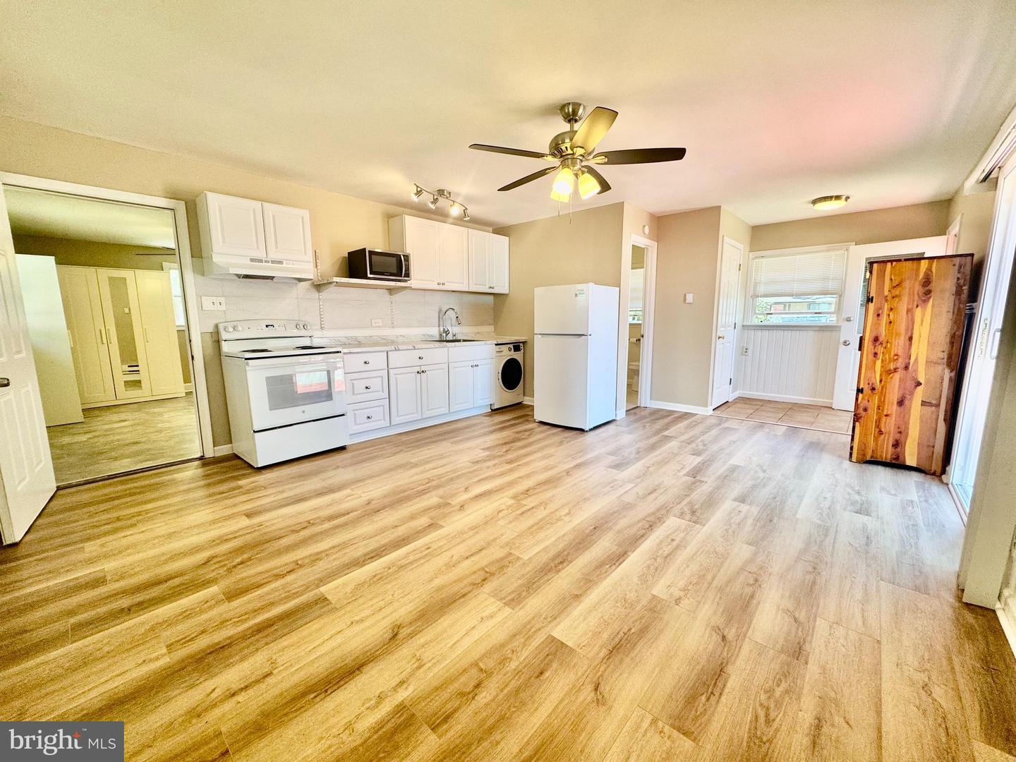 4740 Frederick Ave Property Photo 5