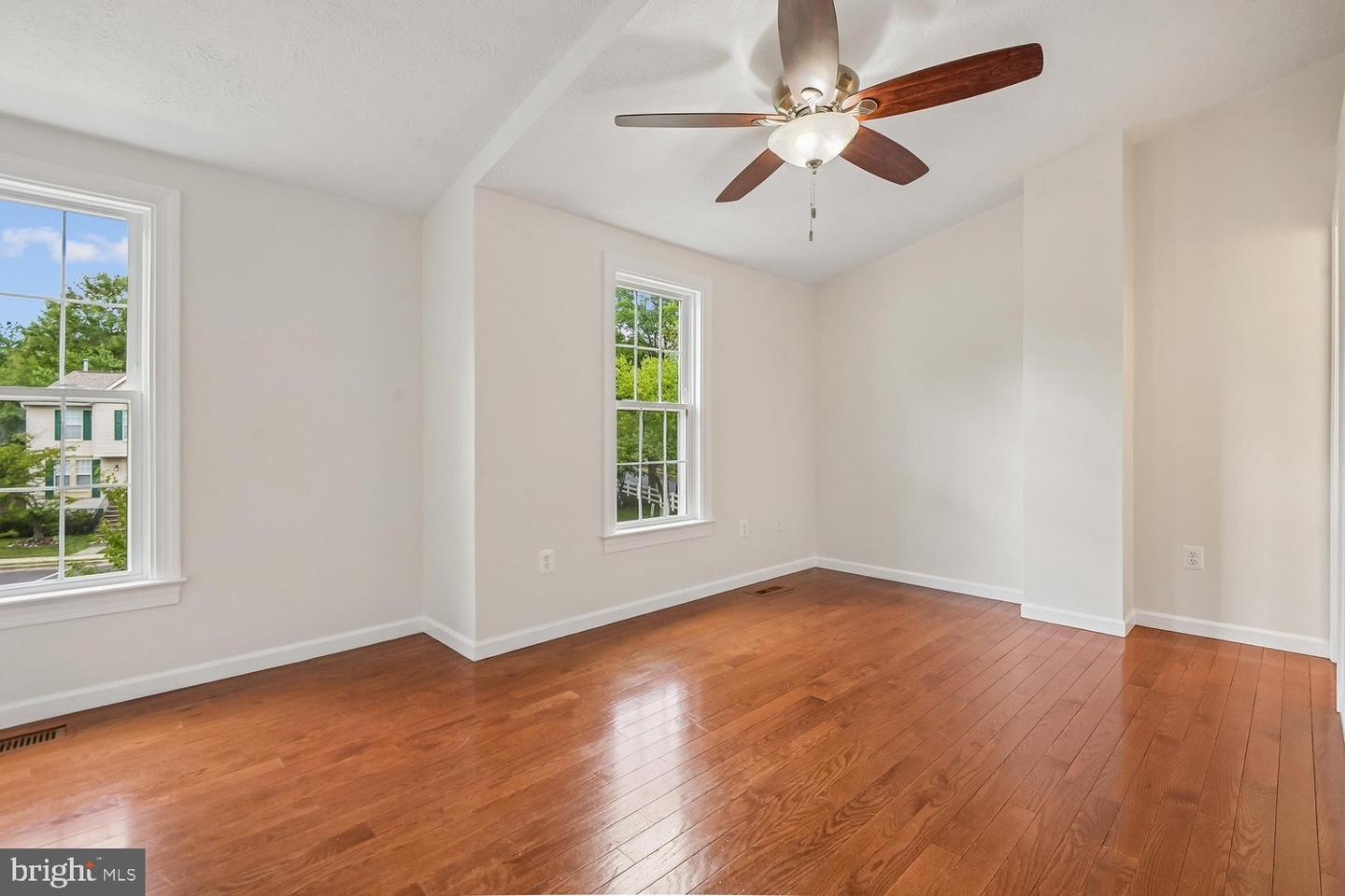 1546 Falstone Ln Property Photo 12
