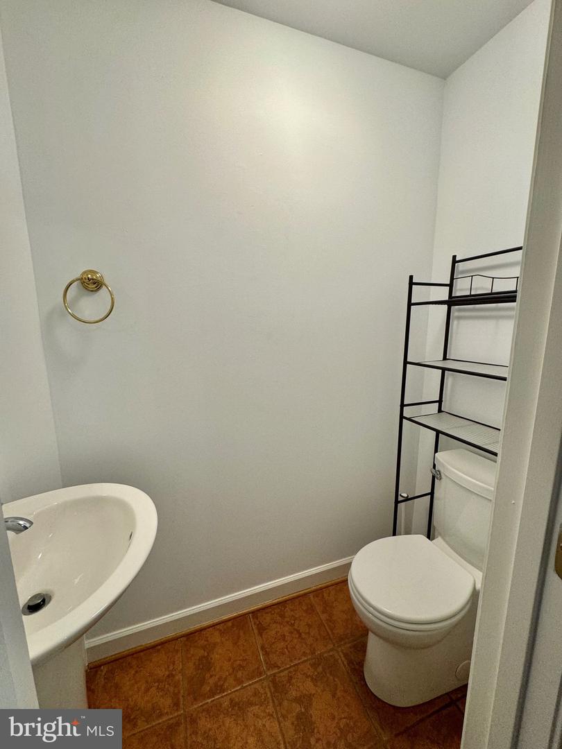 2128 Brigadier Blvd Property Photo 4