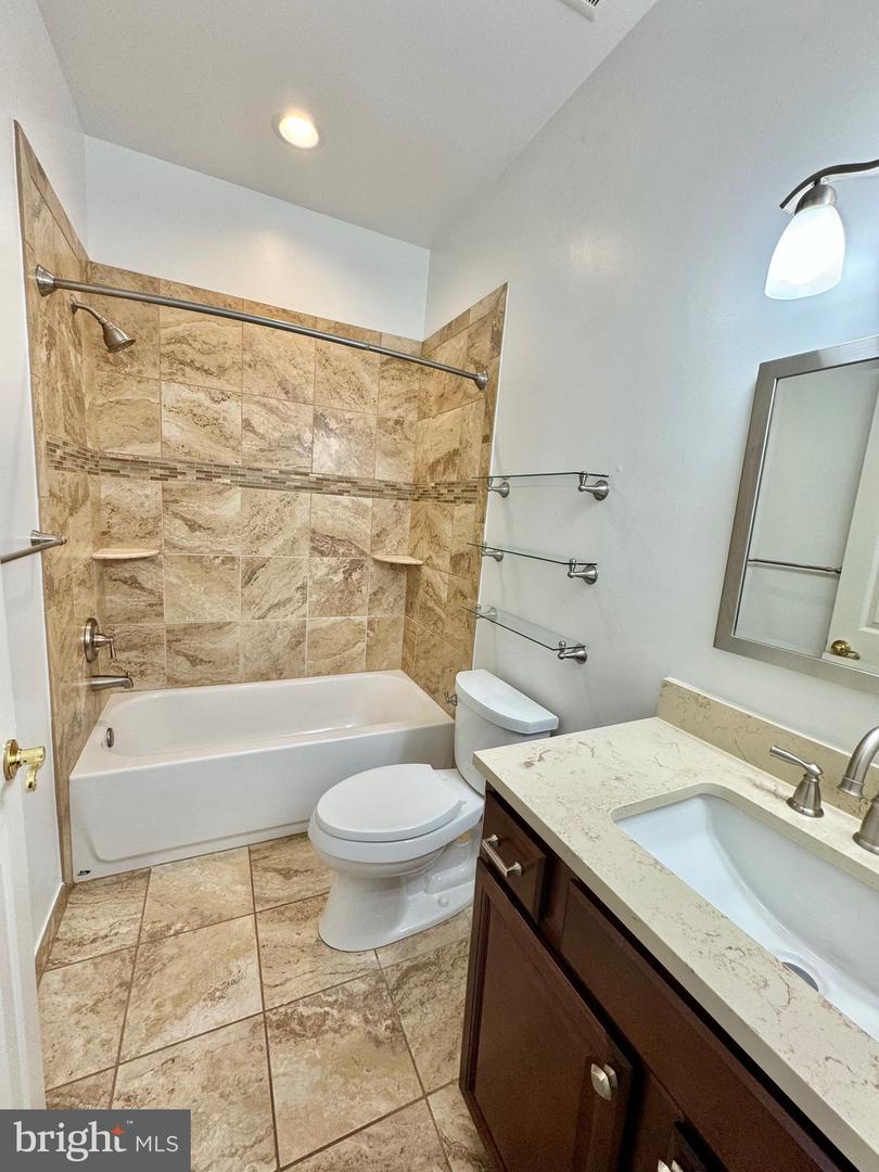 2128 Brigadier Blvd Property Photo 35