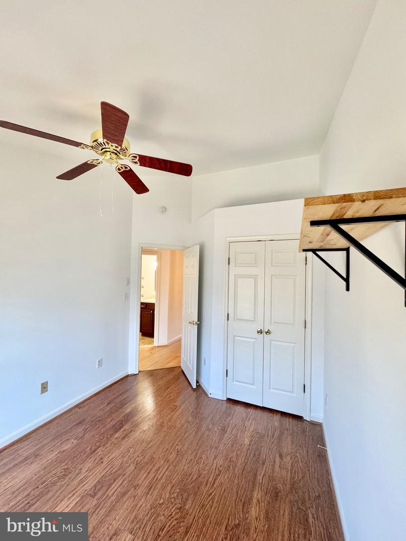 2128 Brigadier Blvd Property Photo 38