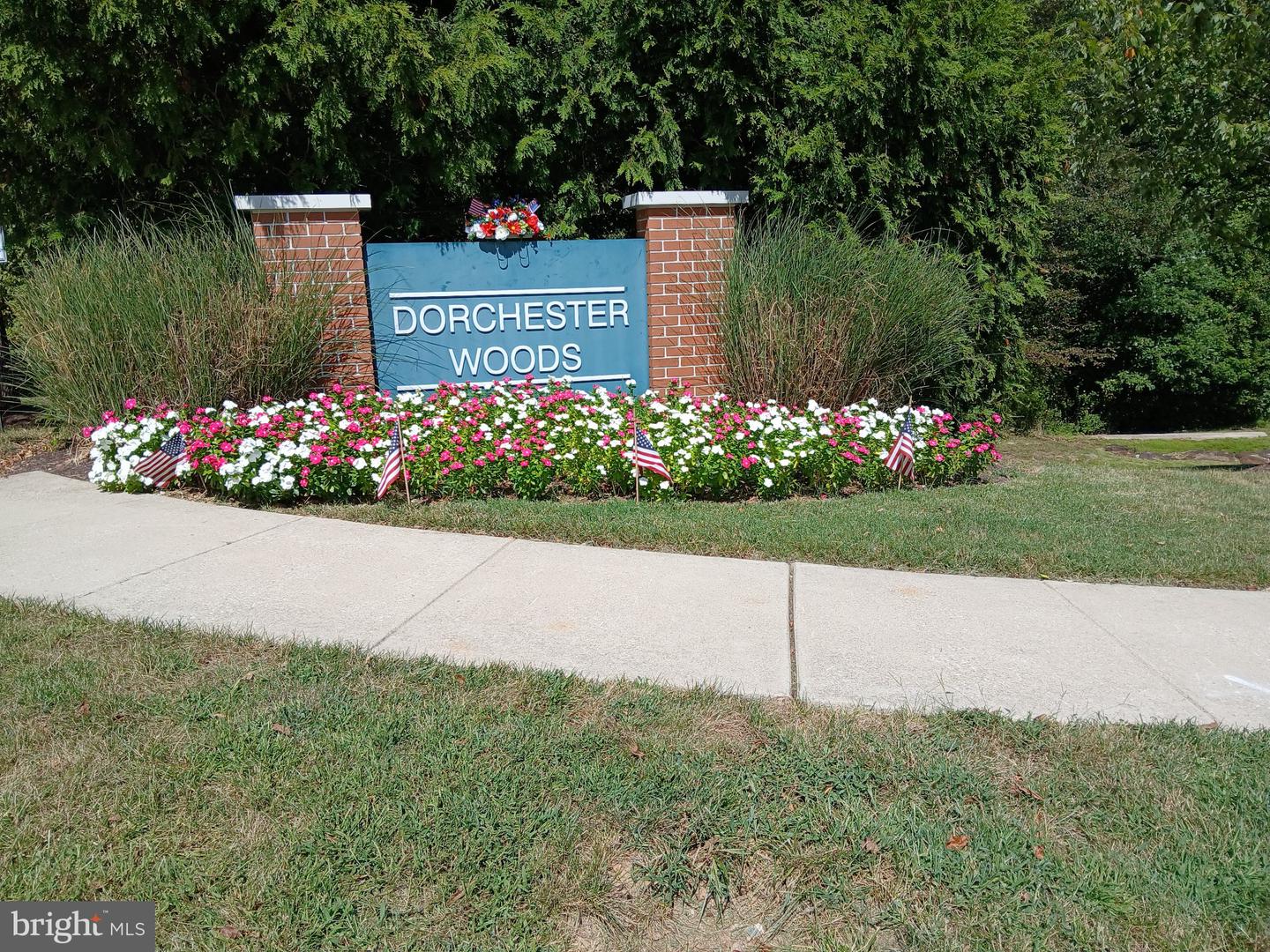1506 Pin Oak Ct Property Photo 26