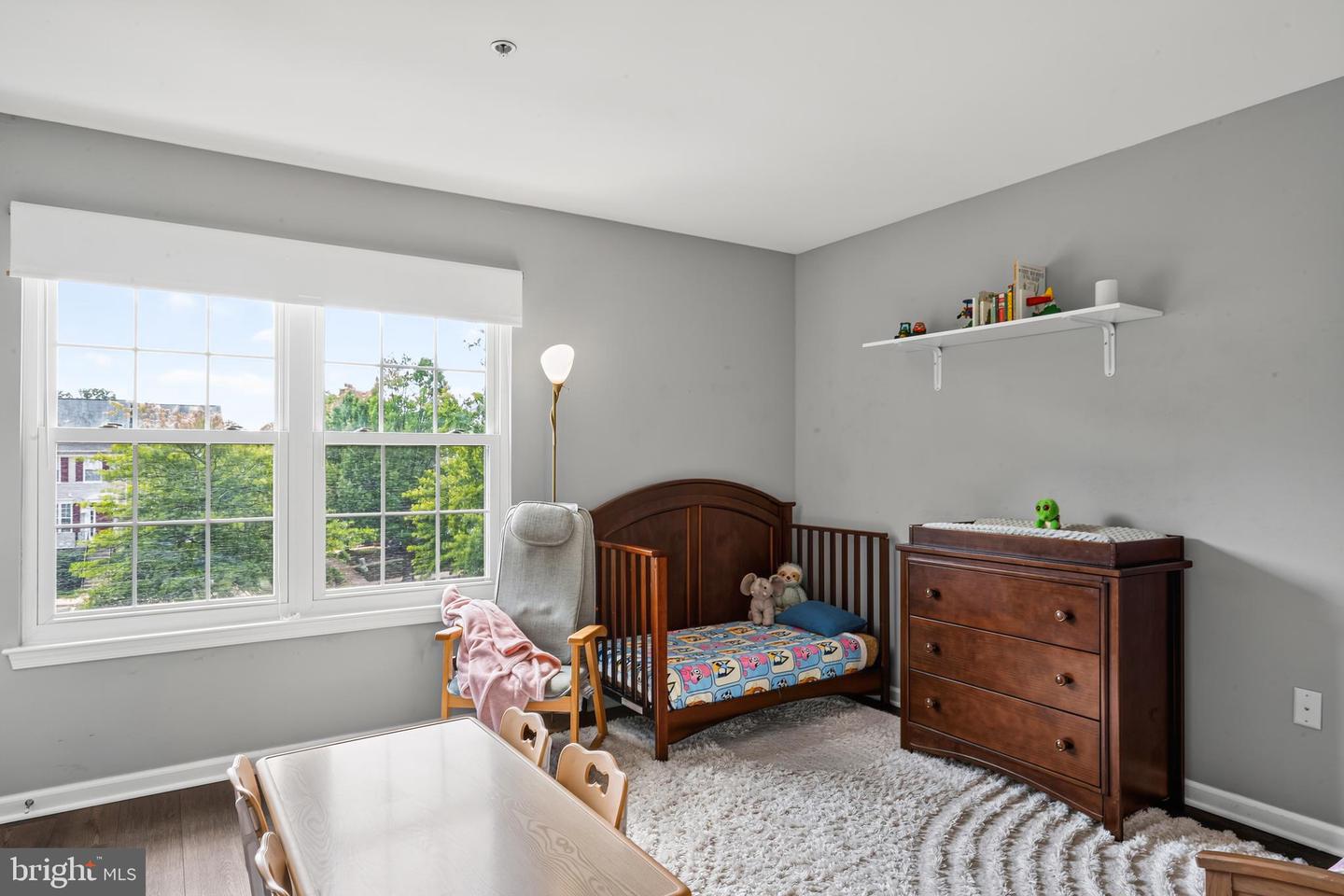 2704 Oak Leaf Ct #e Property Photo 30