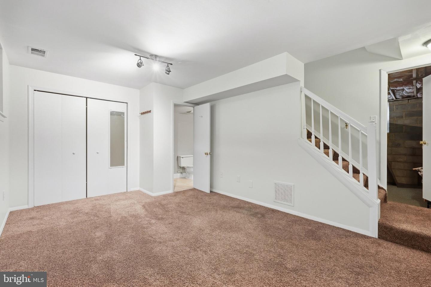 1187 Convey Harbour Property Photo 9