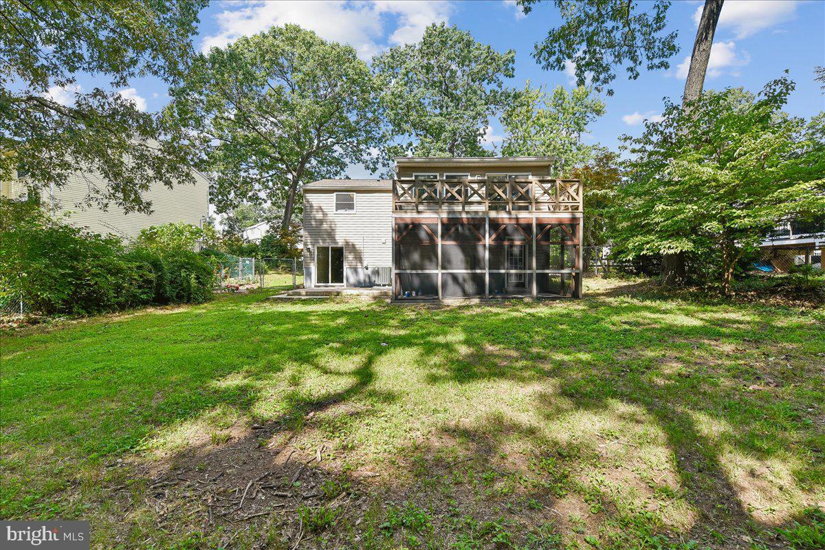 754 Hyde Park Dr Property Photo 35