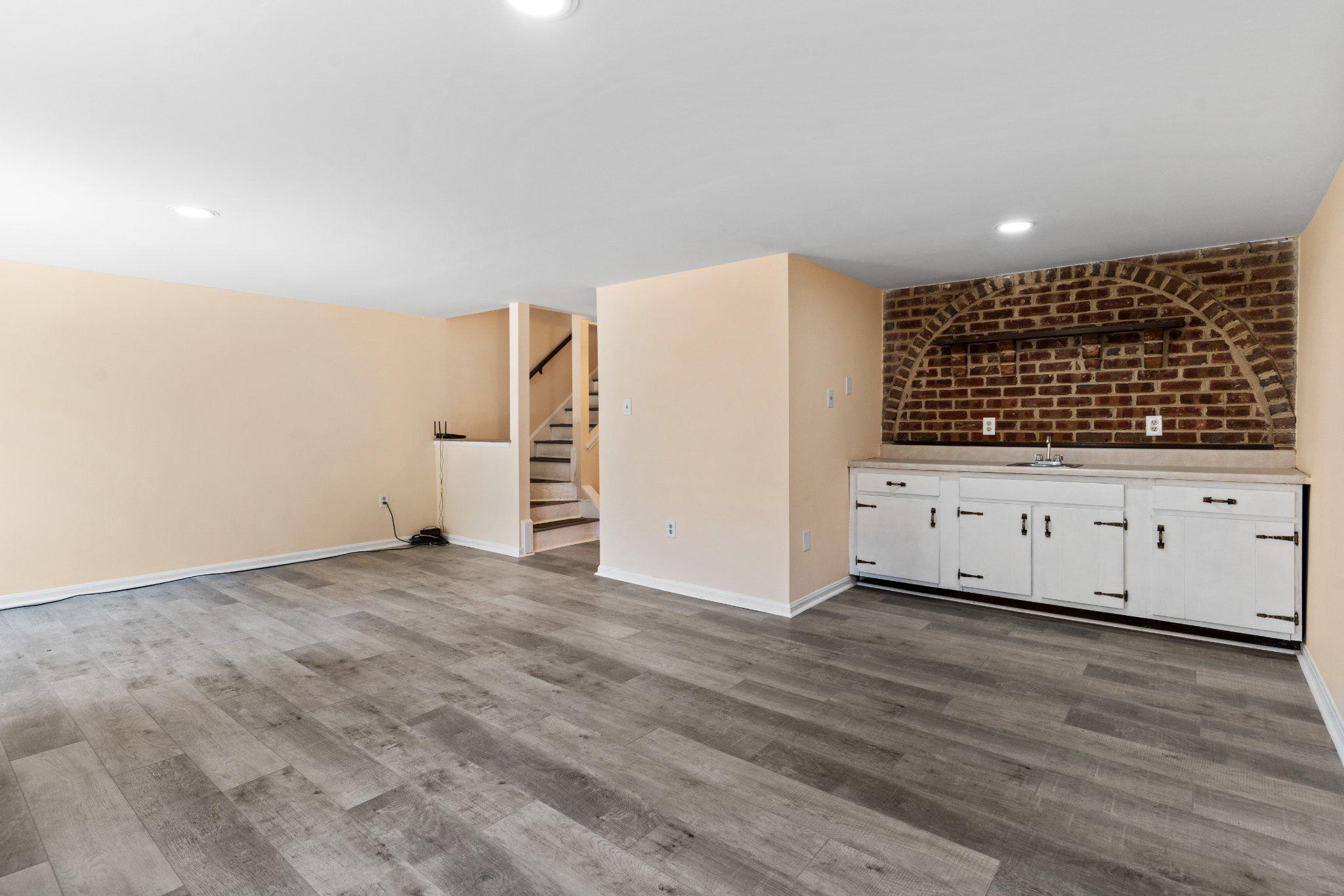 1159 Jeffrey Dr Property Photo 16