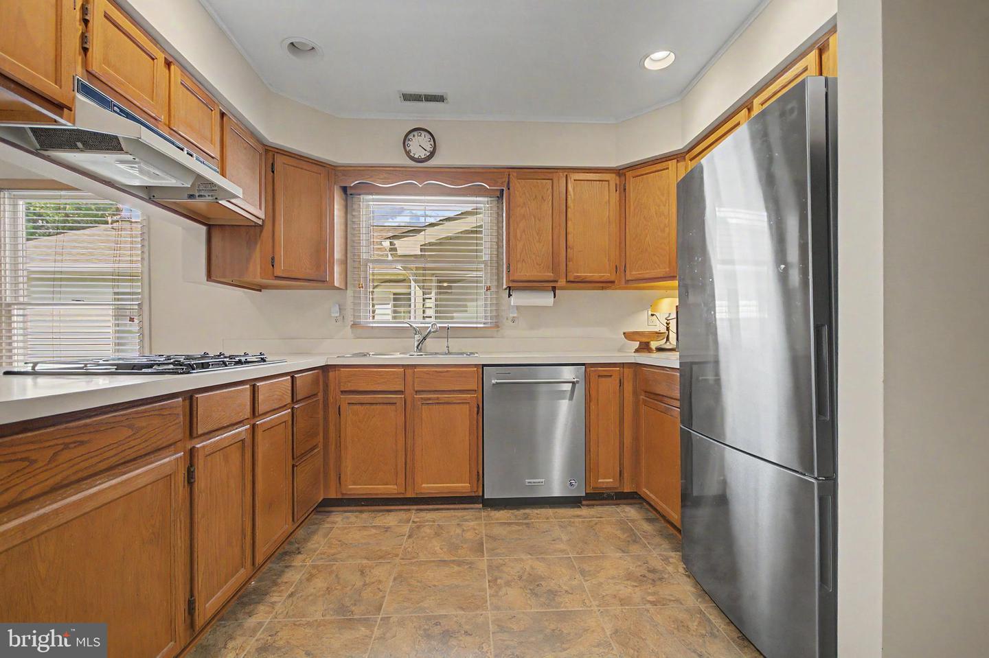 847 Rudder Way Property Photo 4